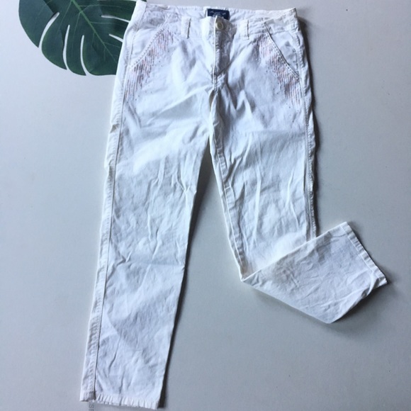 American Eagle white embroidered chino pants - Picture 2 of 8